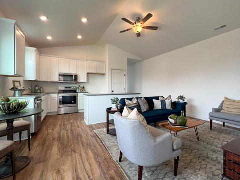 2301 E Longfellow Ave, Spokane, WA 99207 photo 3