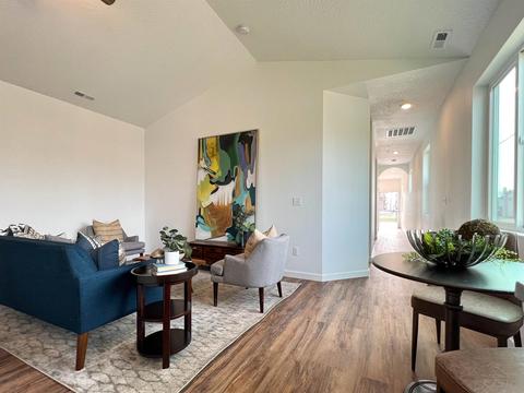 2301 E Longfellow Ave, Spokane, WA 99207 photo 5
