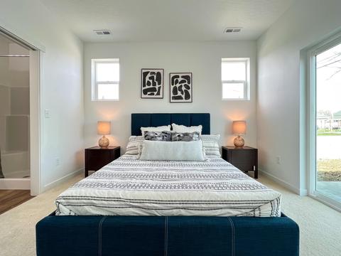 2301 E Longfellow Ave, Spokane, WA 99207 photo 12