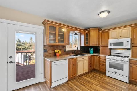 2009 E 13th Ave, Spokane, WA 99202 photo 2