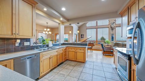 8808 E Greenbluff Rd, Colbert, WA 99005 photo 18