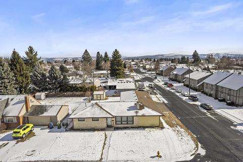 227 E Astor Dr, Spokane, WA 99208 photo 2