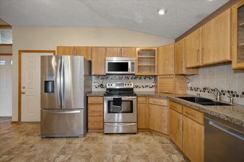 3252 E 12th Ave, Spokane, WA 99202 photo 8