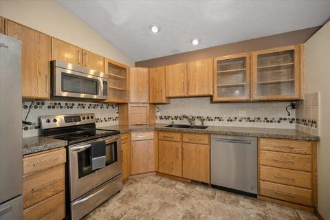 3252 E 12th Ave, Spokane, WA 99202 photo 9