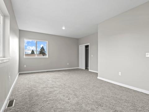 617 E Olympic Ave, Spokane, WA 99207 photo 22