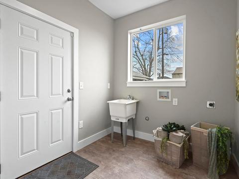 617 E Olympic Ave, Spokane, WA 99207 photo 15