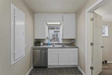 2612 E Sharp Ave, Spokane, WA 99202 photo 8