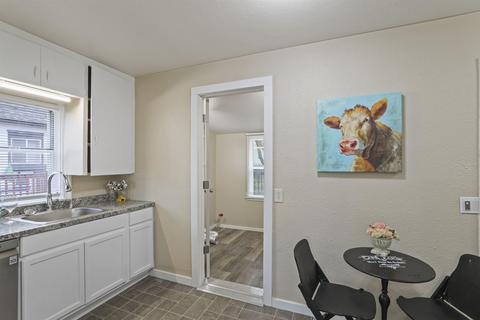 2612 E Sharp Ave, Spokane, WA 99202 photo 7