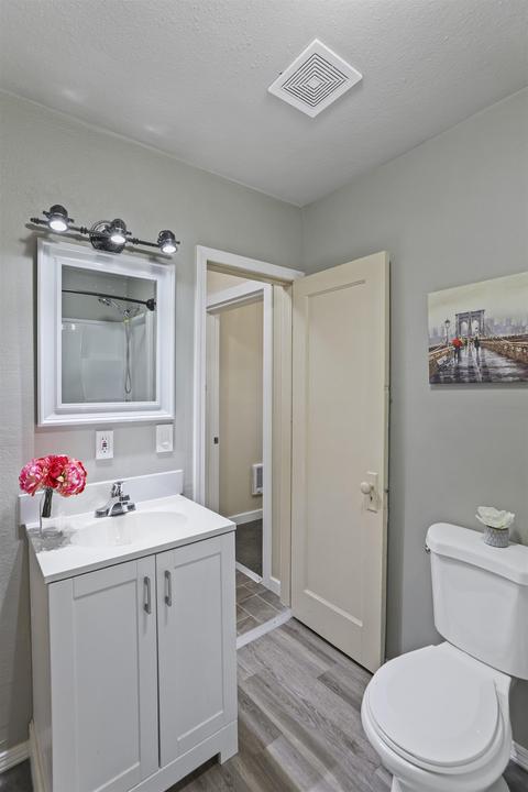 2612 E Sharp Ave, Spokane, WA 99202 photo 12