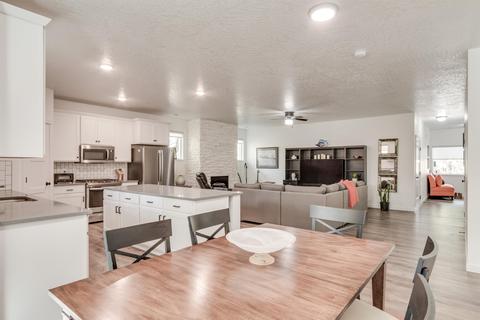 3320 E 14th Ave, Spokane, WA 99202 photo 11