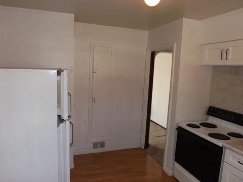1119 E Hoffman Ave, Spokane, WA 99207 photo 7