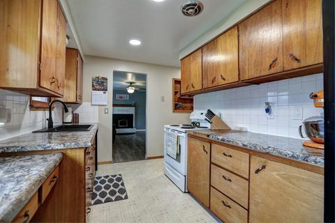 10717 E 16th Ave, Spokane Valley, WA 99206 photo 11