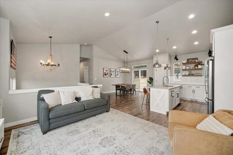 222 E Pine Needle Ave, Colbert, WA 99005 photo 9