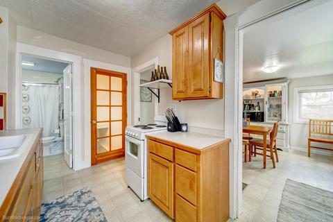 3229 E 34th Ave, Spokane, WA 99223 photo 3