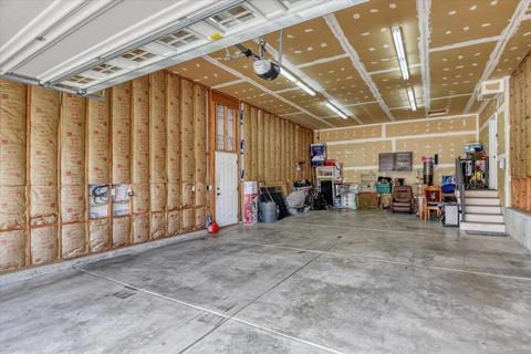 213 E Travis Ct, Spokane, WA 99208 photo 35