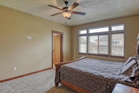 213 E Travis Ct, Spokane, WA 99208 photo 14