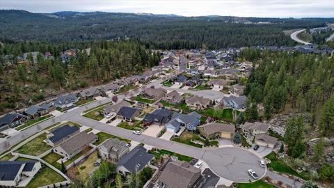 213 E Travis Ct, Spokane, WA 99208 photo 3