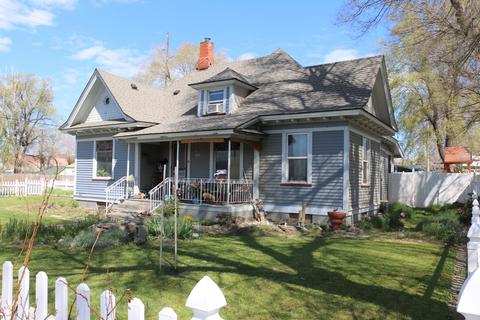 203 E 3rd St, Lind, WA 99341 photo 1