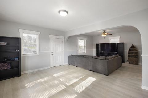1604 Everett Ave, Spokane, WA 99207 photo 4