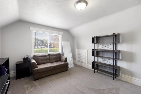 1604 Everett Ave, Spokane, WA 99207 photo 16