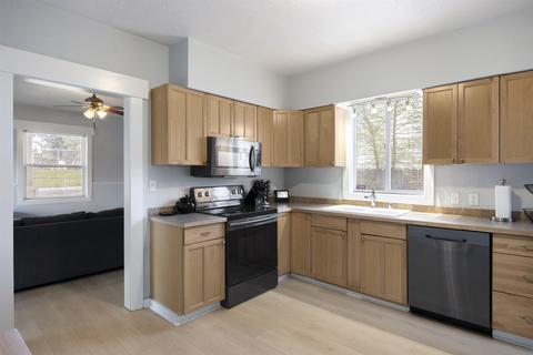 1604 Everett Ave, Spokane, WA 99207 photo 7