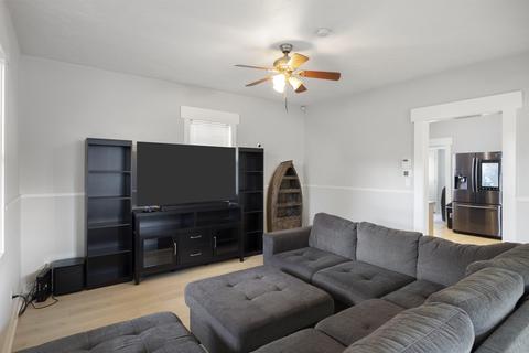 1604 Everett Ave, Spokane, WA 99207 photo 2