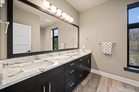 6012 E Custer Ln, Spokane, WA 99223 photo 22