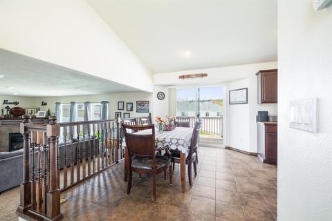 9505 E Hoffman Ln, Spokane, WA 99206 photo 4