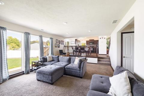 9505 E Hoffman Ln, Spokane, WA 99206 photo 10