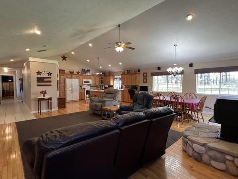 1524 W Monroe Rd, Colbert, WA 99005 photo 4