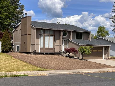 815 E Brady Ave, Spokane, WA 99208 photo 2