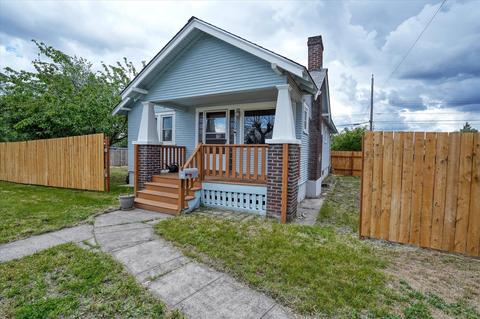 1004 E Longfellow Ave, Spokane, WA 99207 photo 2