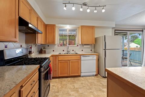 716 E Beacon Ave, Spokane, WA 99208 photo 9