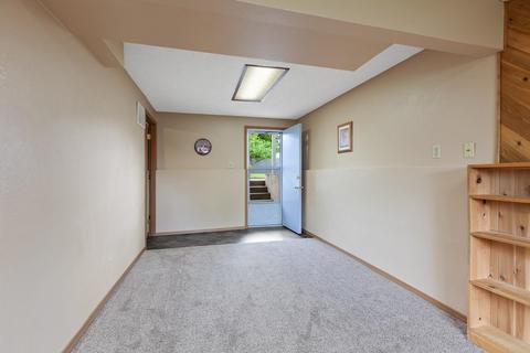 716 E Beacon Ave, Spokane, WA 99208 photo 15