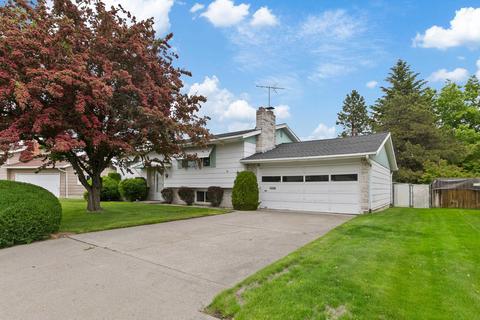 215 E Astor Dr, Spokane, WA 99208 photo 2