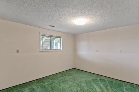 215 E Astor Dr, Spokane, WA 99208 photo 14