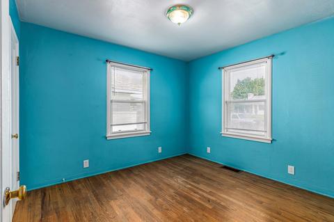 1912 E Hoffman Ave, Spokane, WA 99207 photo 8