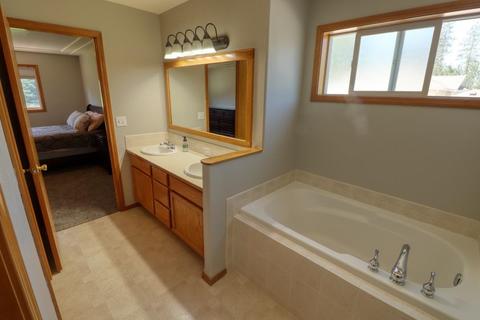 5010 E Cargill Ln, Colbert, WA 99005 photo 24