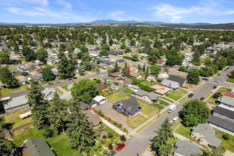 829 E Olympic Ave, Spokane, WA 99207 photo 29