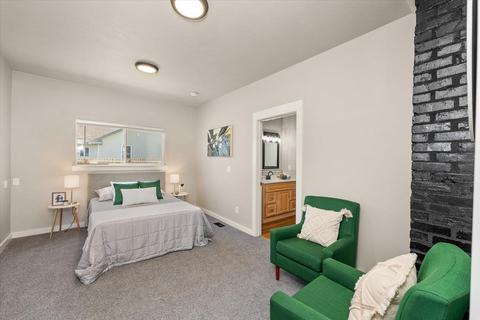 829 E Olympic Ave, Spokane, WA 99207 photo 13