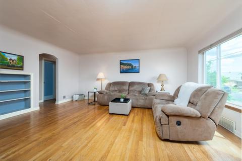 403 Euclid Ave, Spokane, WA 99207 photo 2