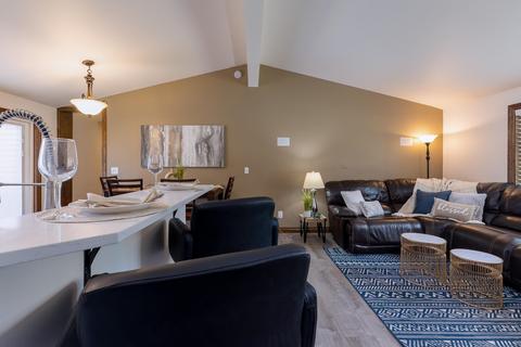 9921 E 15th Ave, Spokane Valley, WA 99206 photo 5