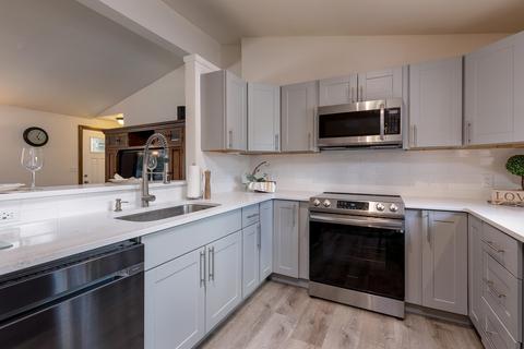 9921 E 15th Ave, Spokane Valley, WA 99206 photo 8