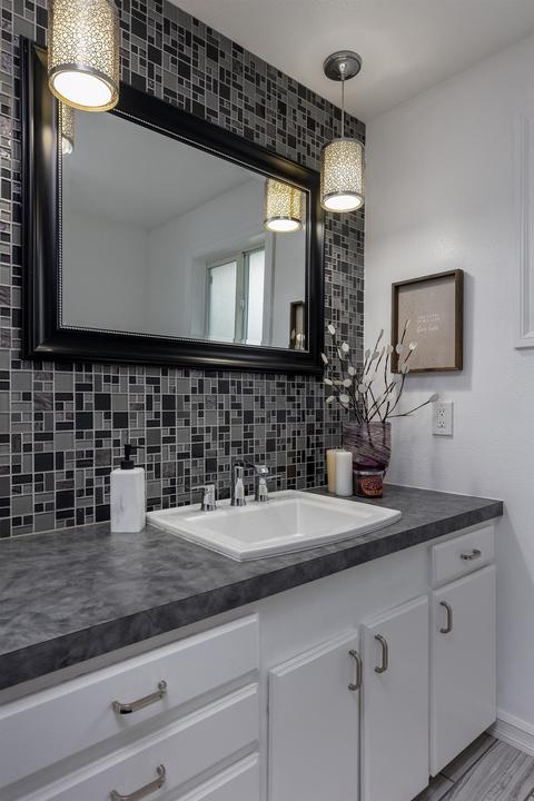 9921 E 15th Ave, Spokane Valley, WA 99206 photo 14