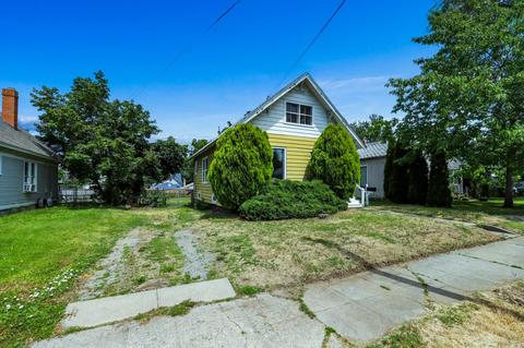 1815 E 11th Ave, Spokane, WA 99202 photo 2