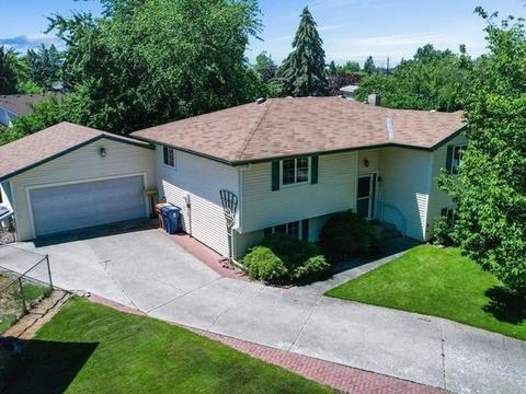 410 E Gettysburg Dr, Spokane, WA 99208 photo 2