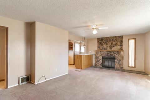 1107 E Longfellow Ave, Spokane, WA 99207 photo 2
