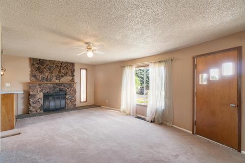 1107 E Longfellow Ave, Spokane, WA 99207 photo 3