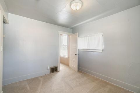 1107 E Longfellow Ave, Spokane, WA 99207 photo 14