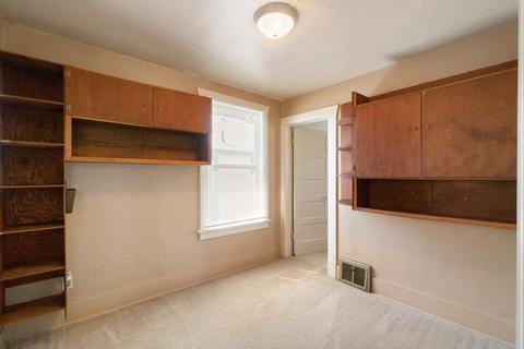 1107 E Longfellow Ave, Spokane, WA 99207 photo 12